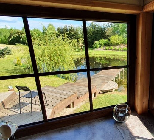 Jaukus interjeras, patogios lovos ir švari sodybos aplinka